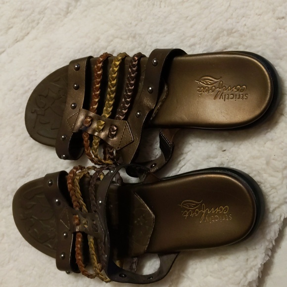 Sandals size 10 - Picture 3 of 7